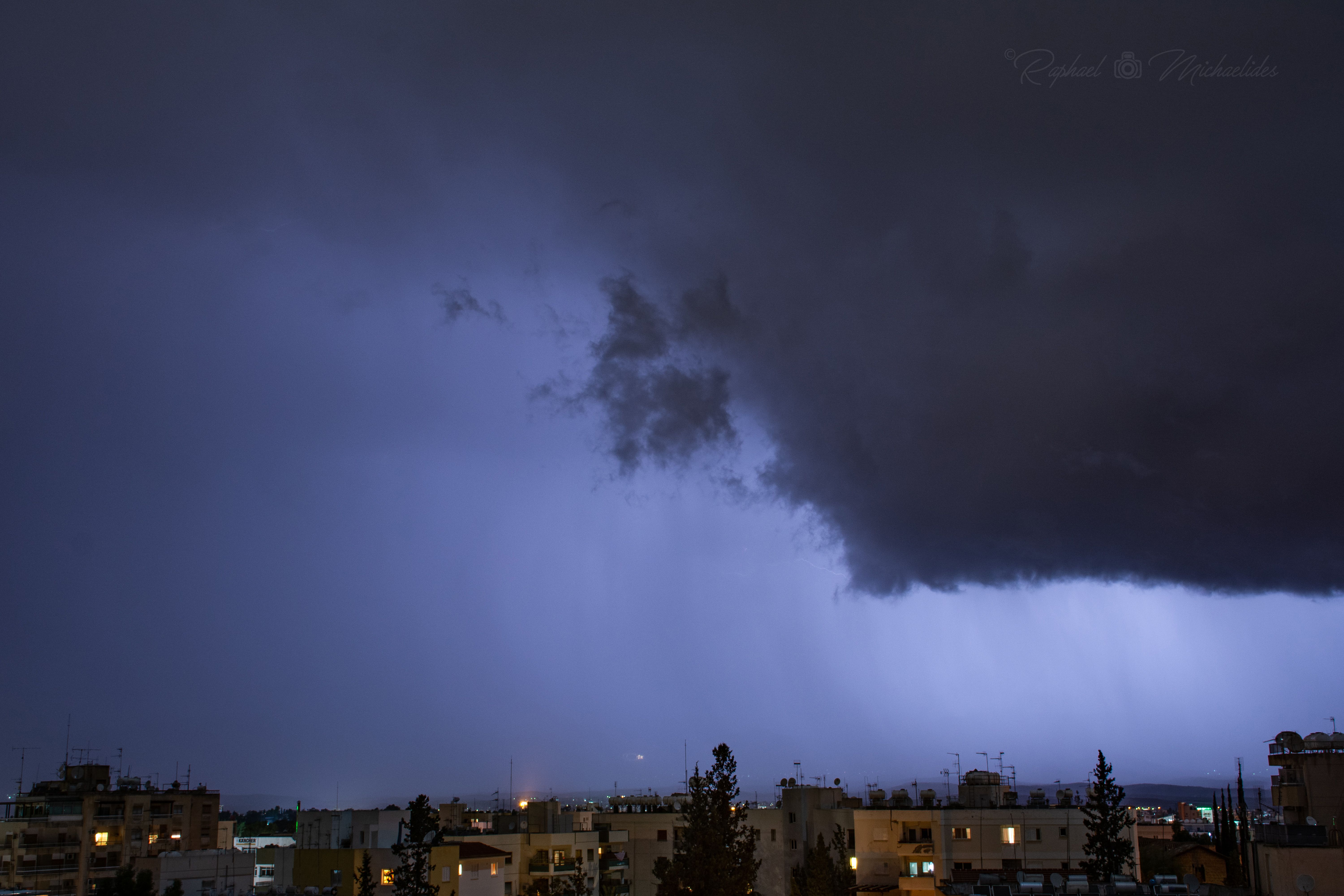 lightning strike in the city