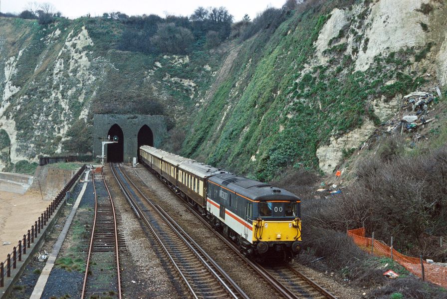 73211 Shakespeare Cliff Tunnel 20th February 1993