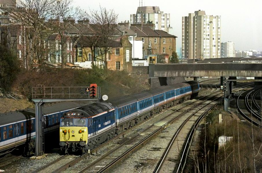 50033 Clapham Junction 10th January 1992