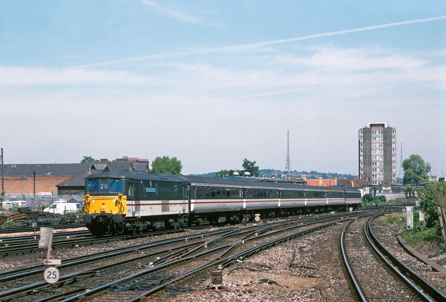 73202 East Croydon 1st June 1994