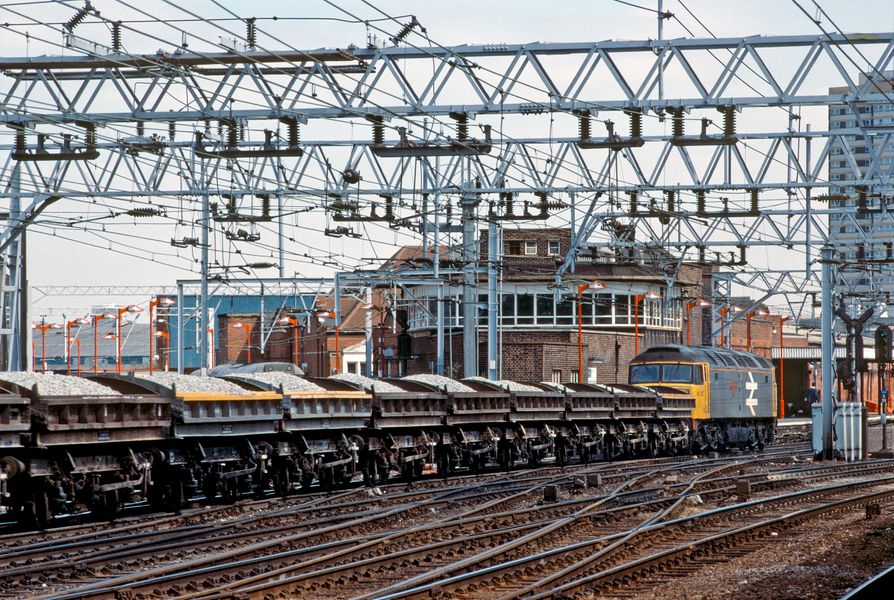 47337 Stratford 8th August 1990