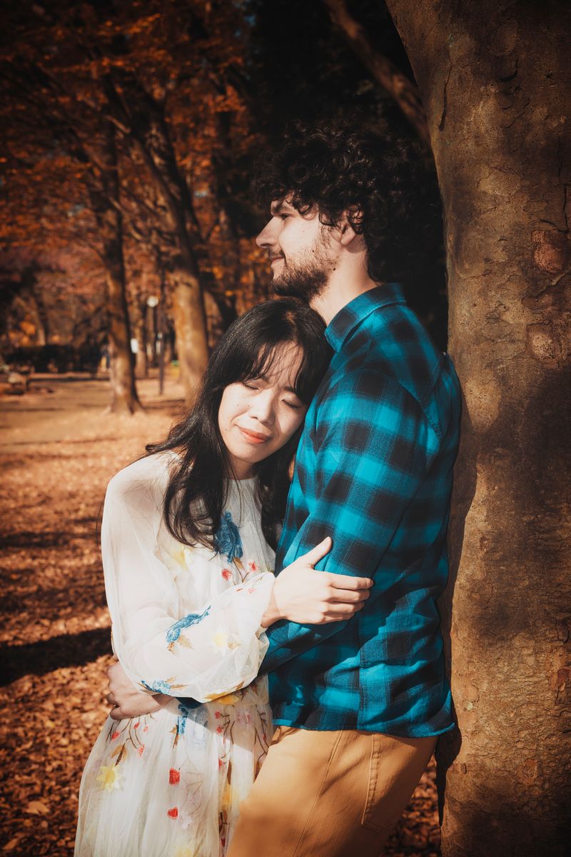 Red leaves and love in Tokyo