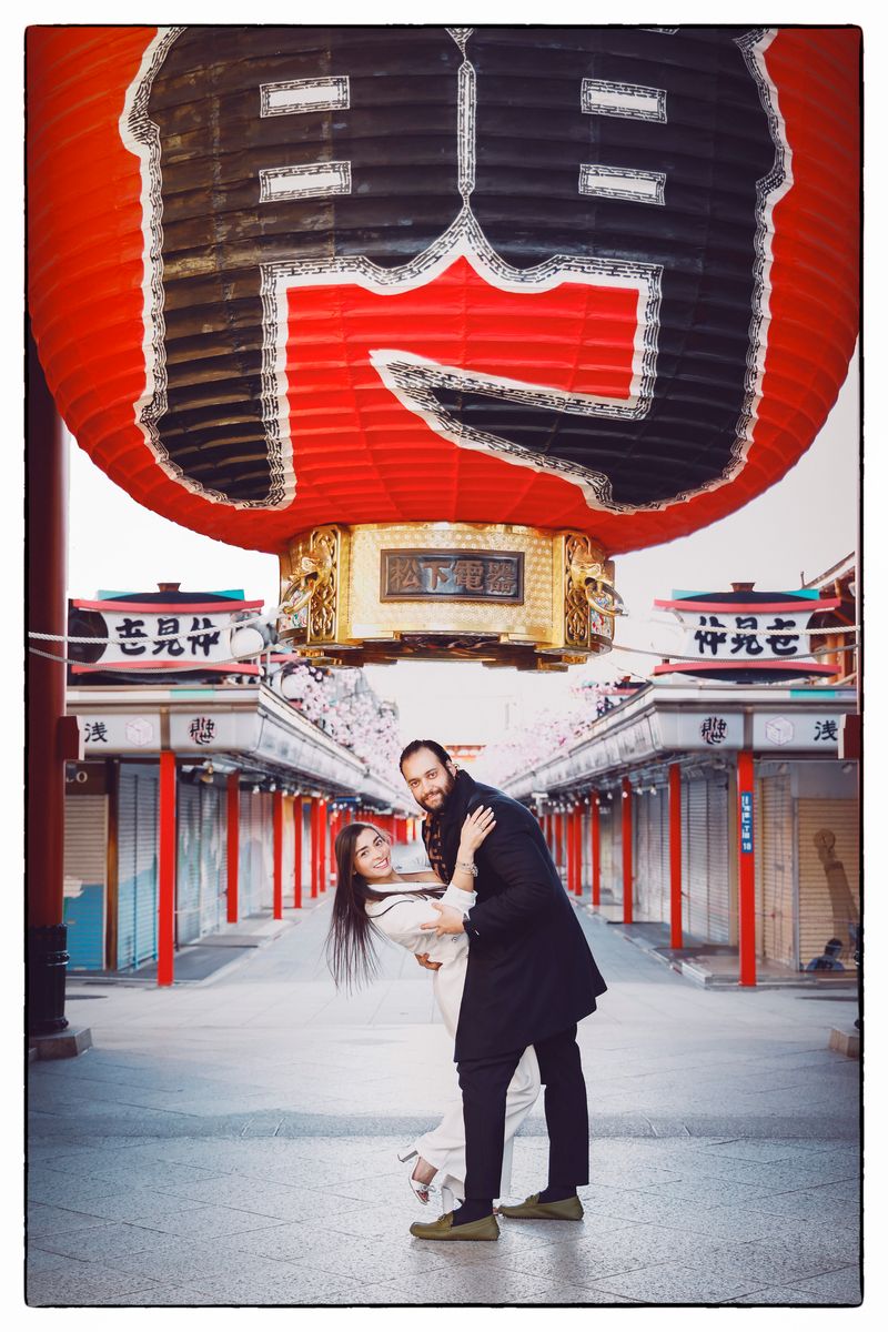 Romance in Asakusa