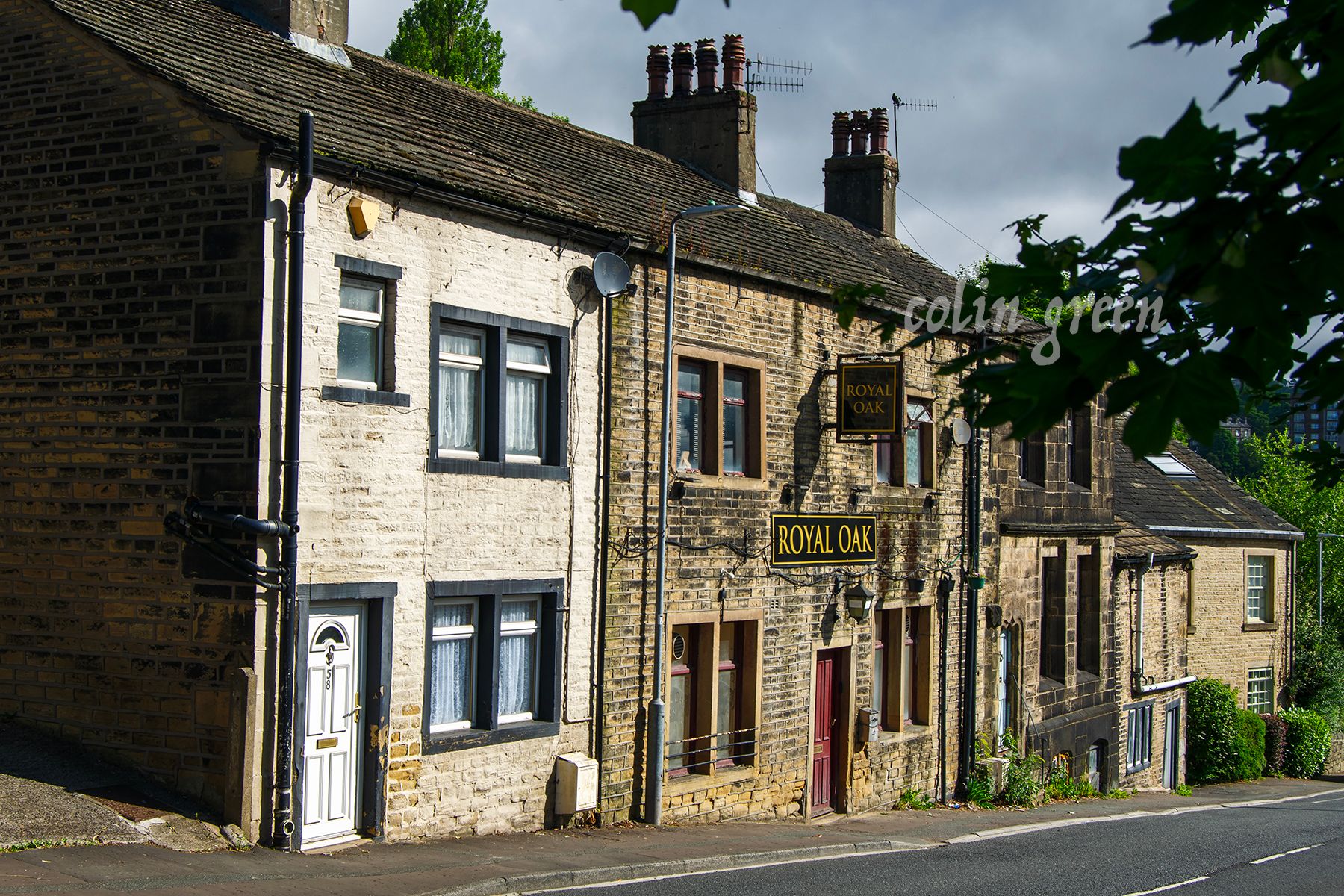 Royal Oak Inn, Quarry Hill, Sowerby Bridge by colgreen31 | ClickASnap